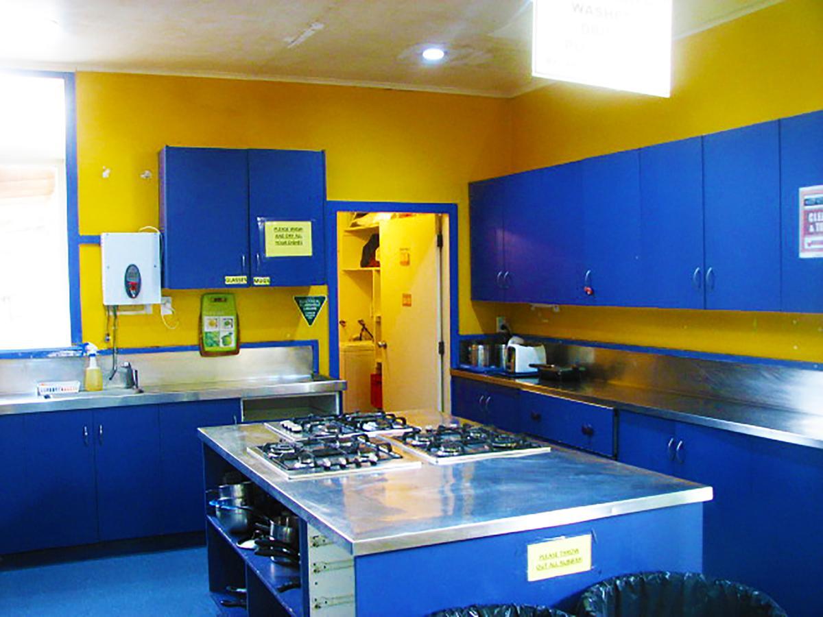 Rosemere Backpackers Hostel Wellington Exterior photo